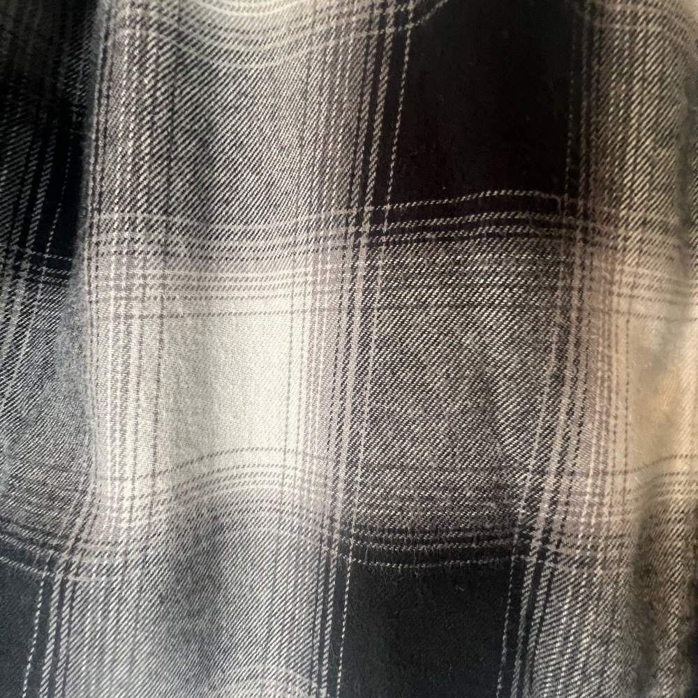 Urban Pipeline medium, black, and white flannel - Picture 7 of 7